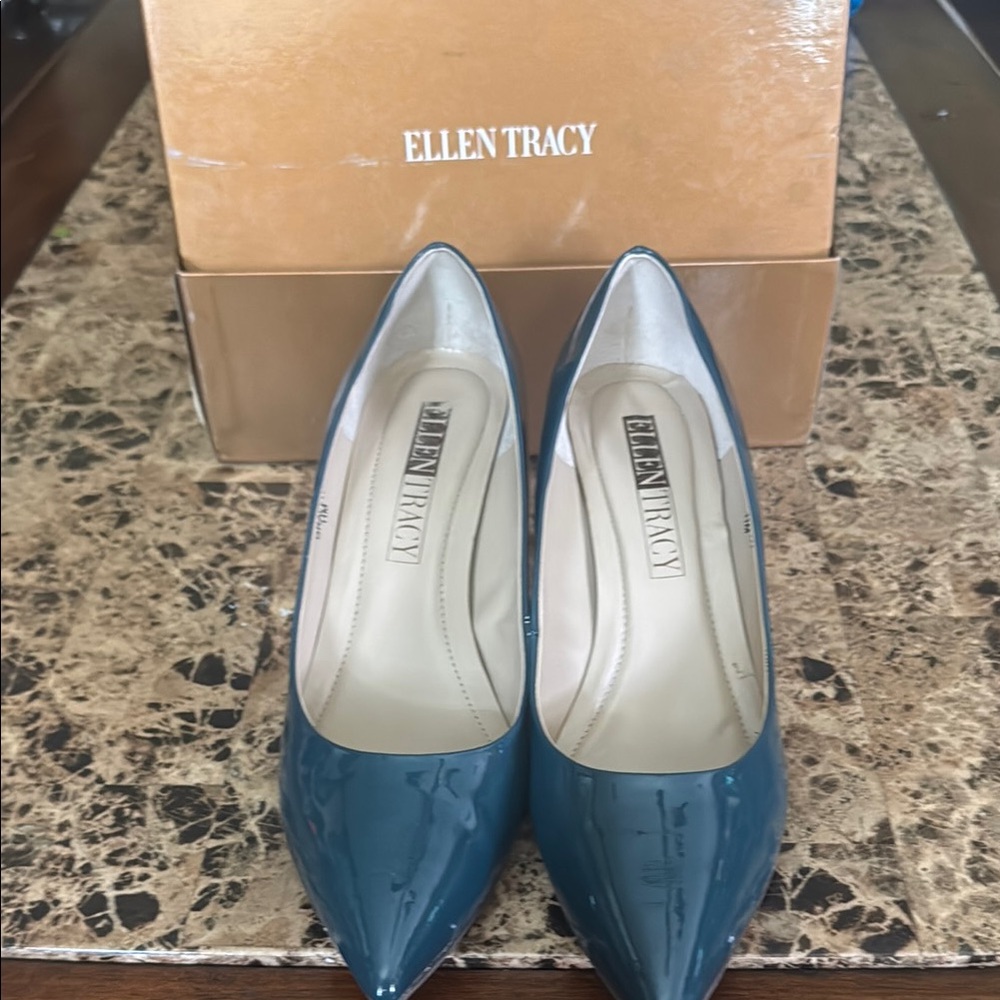 Ellen Tracy Blue Patent Leather Heels
